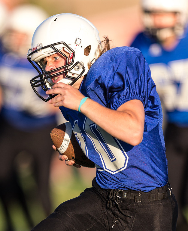 IMAGE: http://rdalrt.smugmug.com/Photos/NBCHS/2013-14/Junior-Football/NBCHS-vs-Babineau-Warriors/i-2h72gN7/0/XL/1DXA4177-XL.jpg